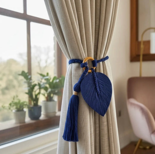 Feather shape Curtain Holder