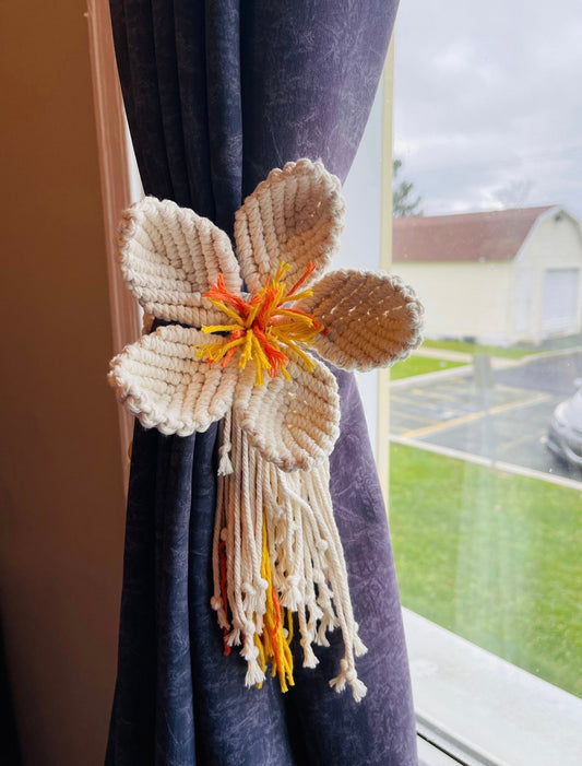 Macrame flower curtain holder