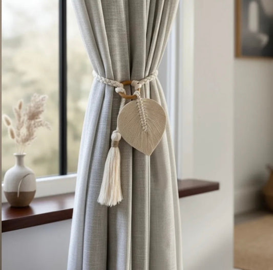 Feather shape Curtain Holder