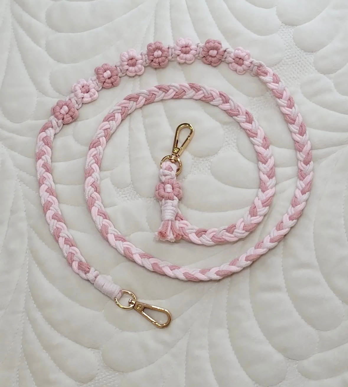 Macrame phone landyard