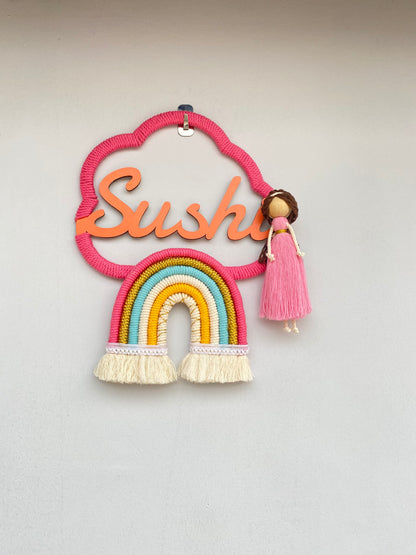 Macrame small nameplate with doll