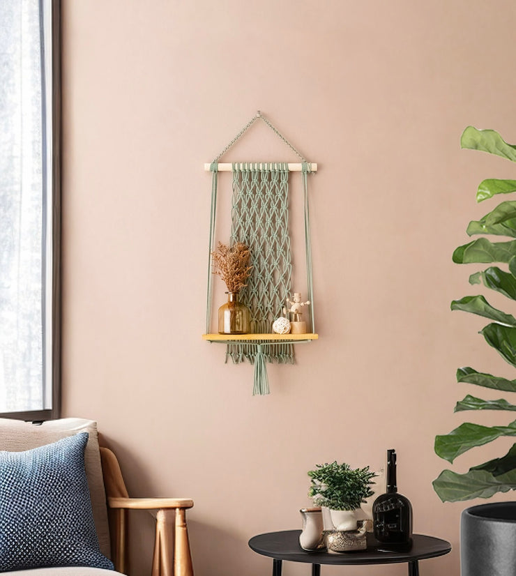 Hanging Harmony wall shelf
