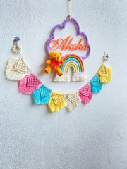 Macrame nameplate with hanging