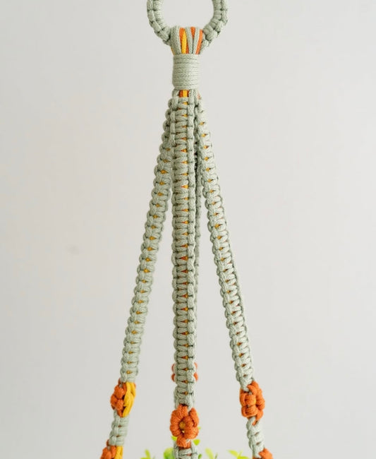 Flower plant hanger