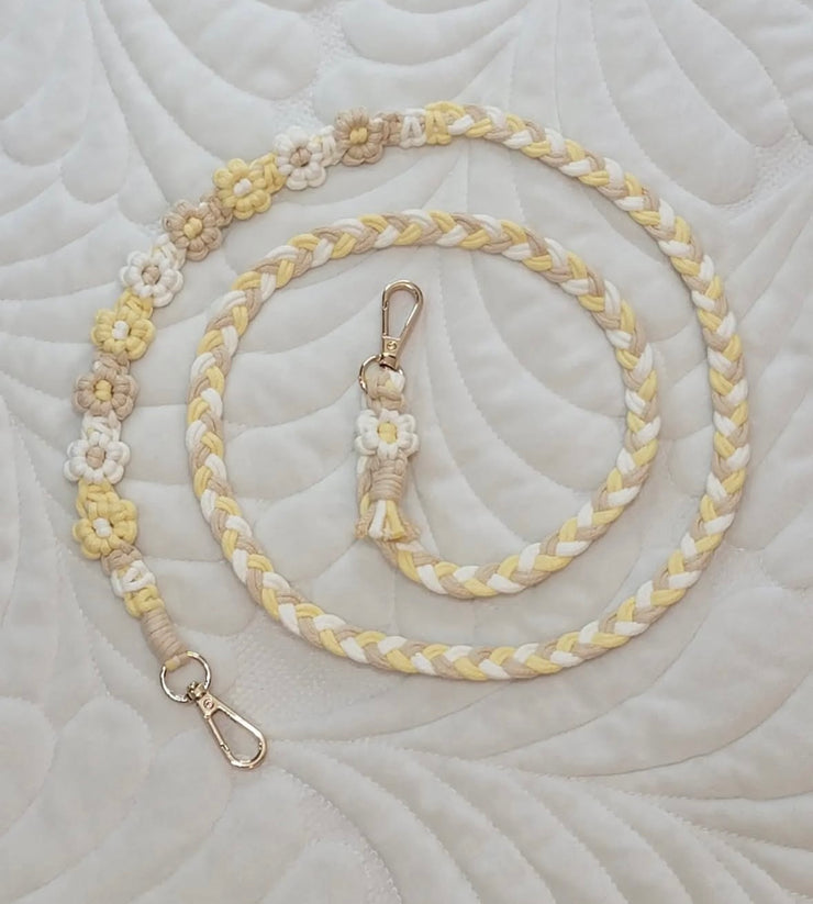 Macrame phone landyard