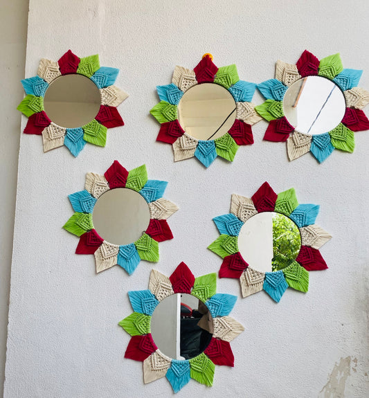 Spiral glow mirror