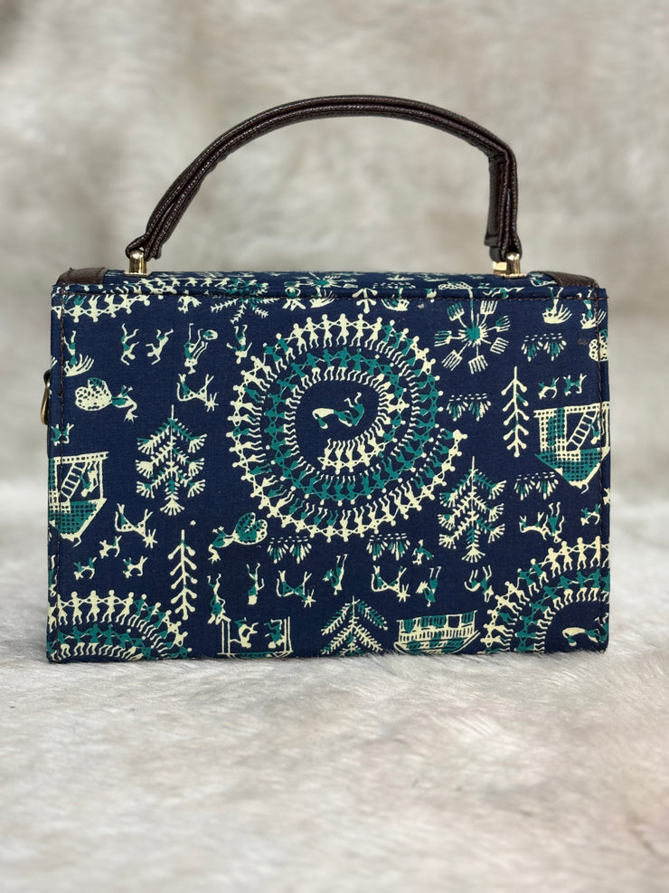 Neelika Box Bag