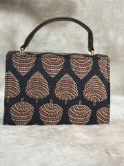 Desi Charm Box Bag